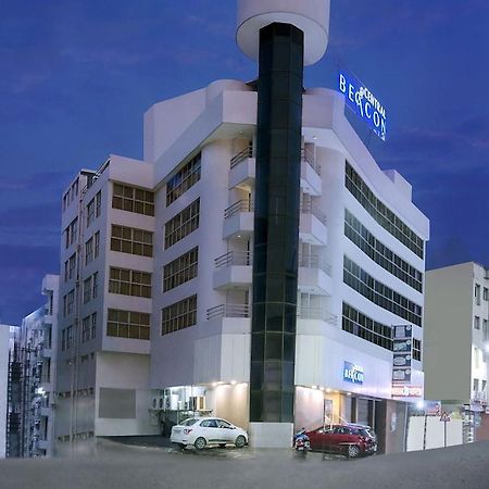 Central Beacon Hotel Surat Luaran gambar
