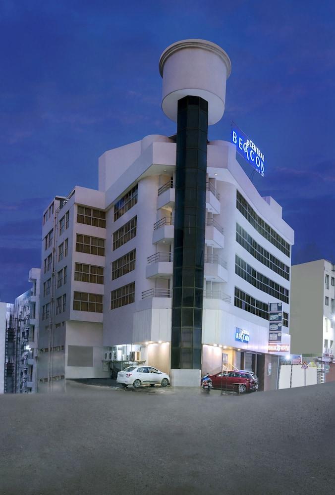 Central Beacon Hotel Surat Luaran gambar